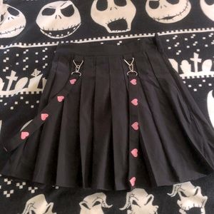 🎃 HALLOWEEN SALE 🎃 Skirt with heart suspenders